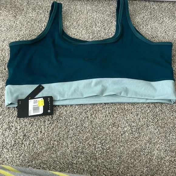 Women’s 2XL Bra/Tank - Picture 1 of 6